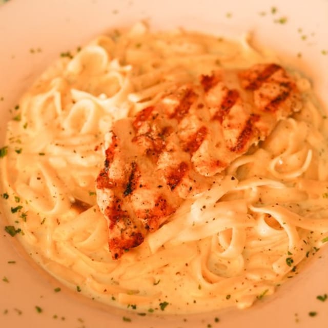 Fettuccine Alfredo.